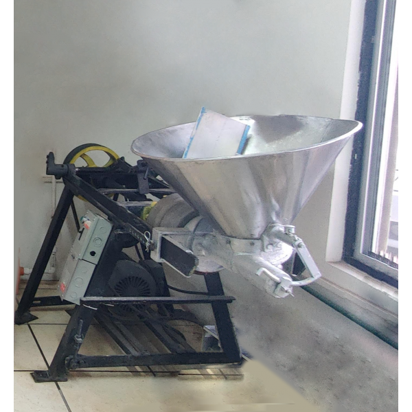 Used - Automatic Grinder for 150 kgs Model - G150 
